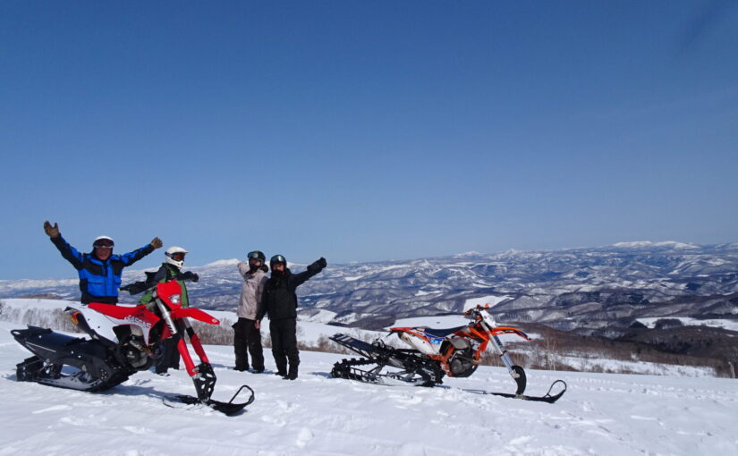 北海道　未知の世界へ！スノーバイクで雪上走行体験  4日間