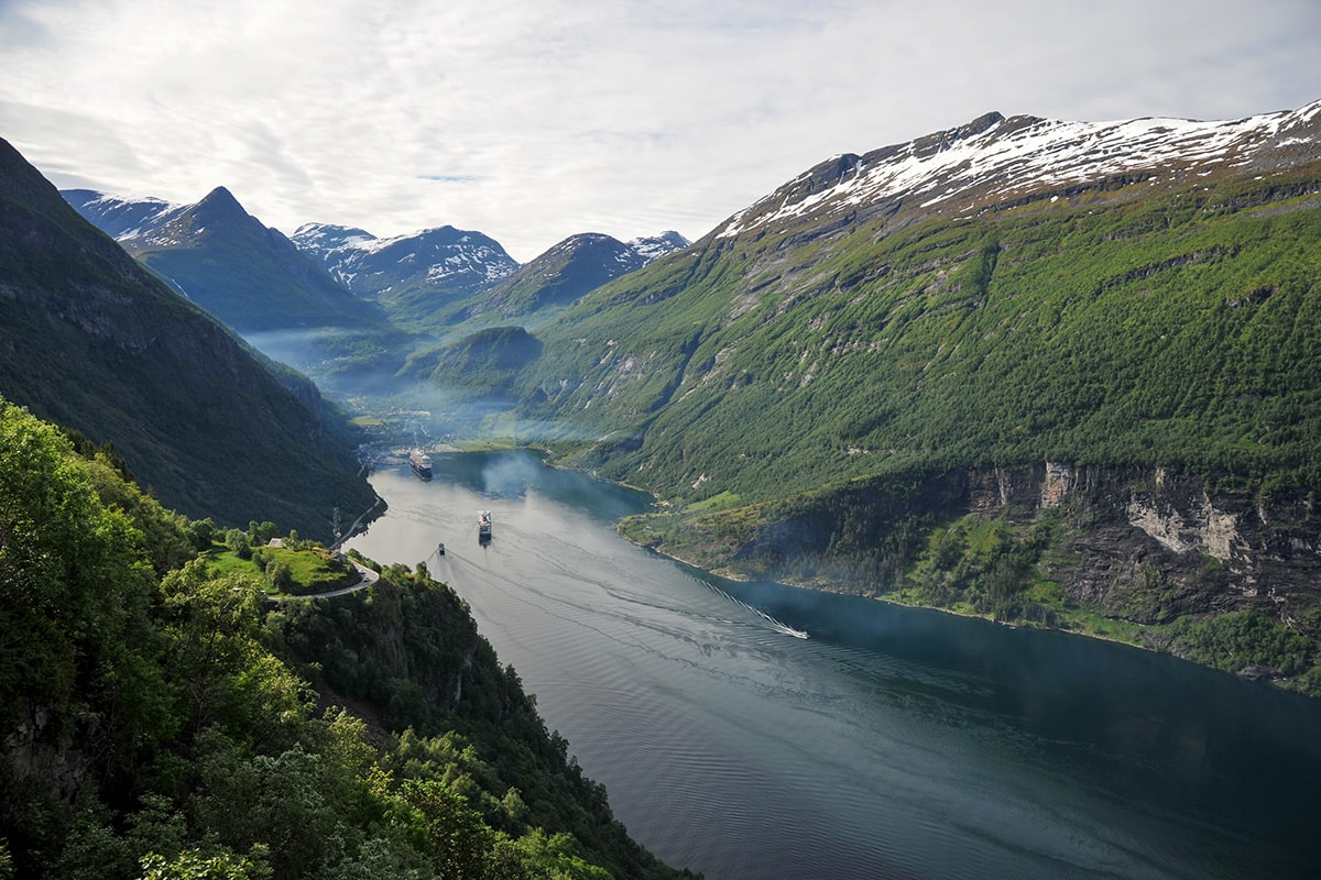 ノルウェー 美しきフィヨルドに続くファンタスティック ロード 11日間 海外ツーリングの道祖神 ノルウェー 美しきフィヨルドに続くファンタスティック ロード 11日間 海外ツーリングの道祖神