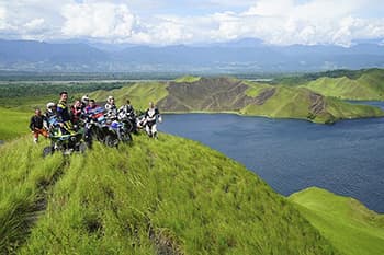丘陵地帯のフリーライドと爽快な眺め