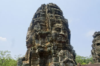 時間があればアンコール・トムも訪れます