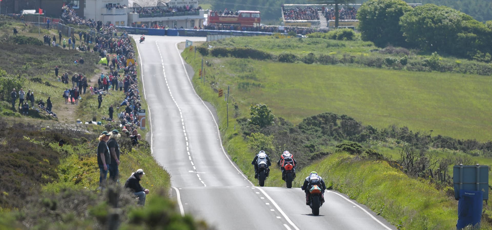 イギリス 22年 マン島ttレース観戦ツアー 9日間 海外ツーリングの道祖神