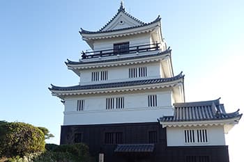 日本100名城のひとつ平戸城