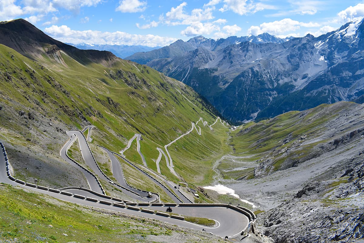 Bmwヨーロッパ 5カ国周遊 ワインディング 11日間 海外ツーリングの道祖神