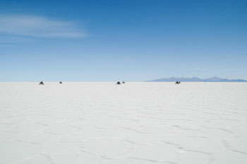 360°広がる塩の大地
