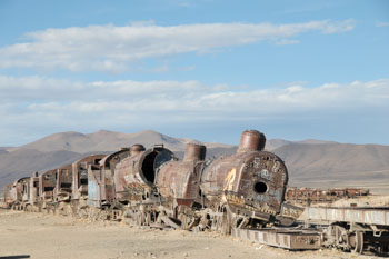 トレイン・セメタリーに立ち寄ります
