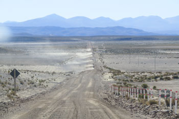 アンデス山中のダート