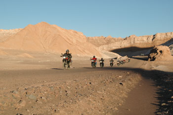 アタカマ砂漠の月の谷