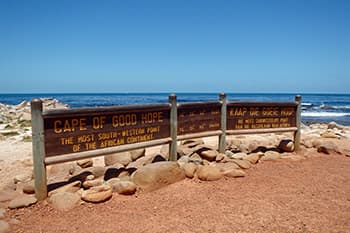 憧れの喜望峰に立つ