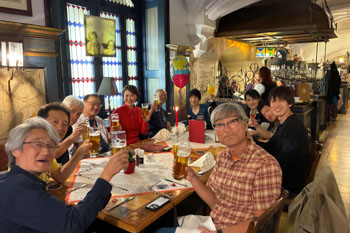 ミュンヘンビールでプロースト！