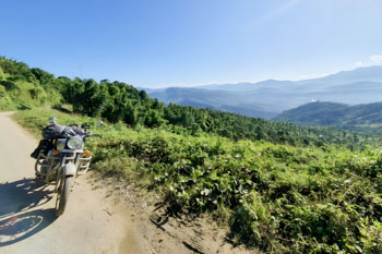 インド 知られざるインドの秘境 ナガランドツーリング 8日間