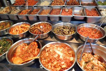 本場のキムチを思う存分いただきましょう！