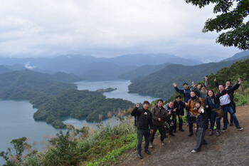 でっかいワニに見える鰐魚島観景平台